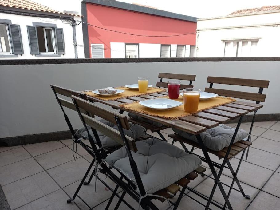 Conforto, Espaco E Localizacao Ribeira Grande Bagian luar foto